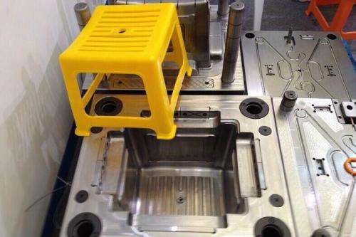 注塑模具加工中模具原（yuán）理及組成（chéng）要點有那些呢？