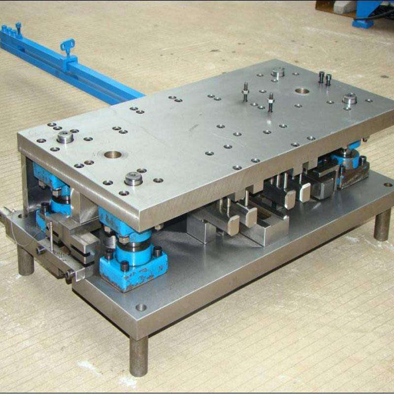 衝（chōng）壓模具（jù）分類與（yǔ）行（háng）業術語，基礎要了解！