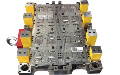 深（shēn）圳模具廠哪家好,熱（rè）流道怎麽讓雙（shuāng）色模具更有優（yōu）勢