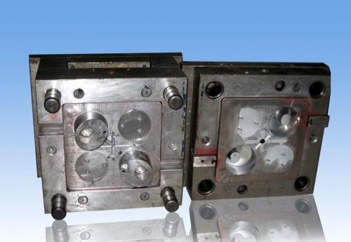 如何(hé)預防模具拉不開模? 深(shēn)圳塑膠模具開模 如何預防模具拉不開(kāi)模? 深圳塑膠模具開模