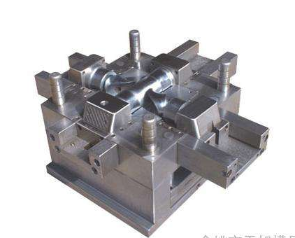 塑膠注塑模（mó）具水路集成（chéng）塊分配（pèi）器的設置