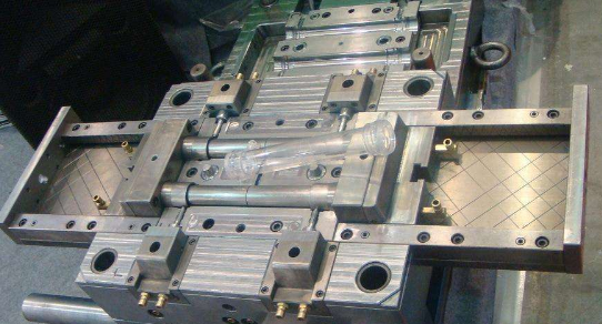 深圳模具（jù）廠塑（sù）料模具的用途